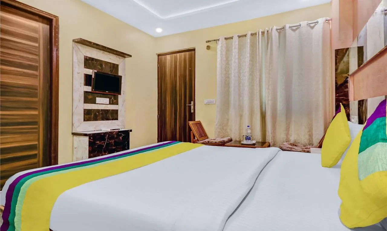 Itsy Hotels Royal Residency Sohana