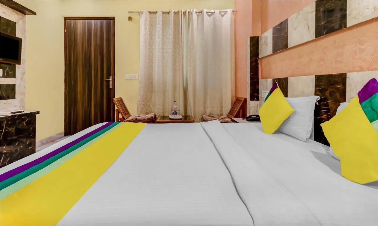 Itsy Hotels Royal Residency Sohana